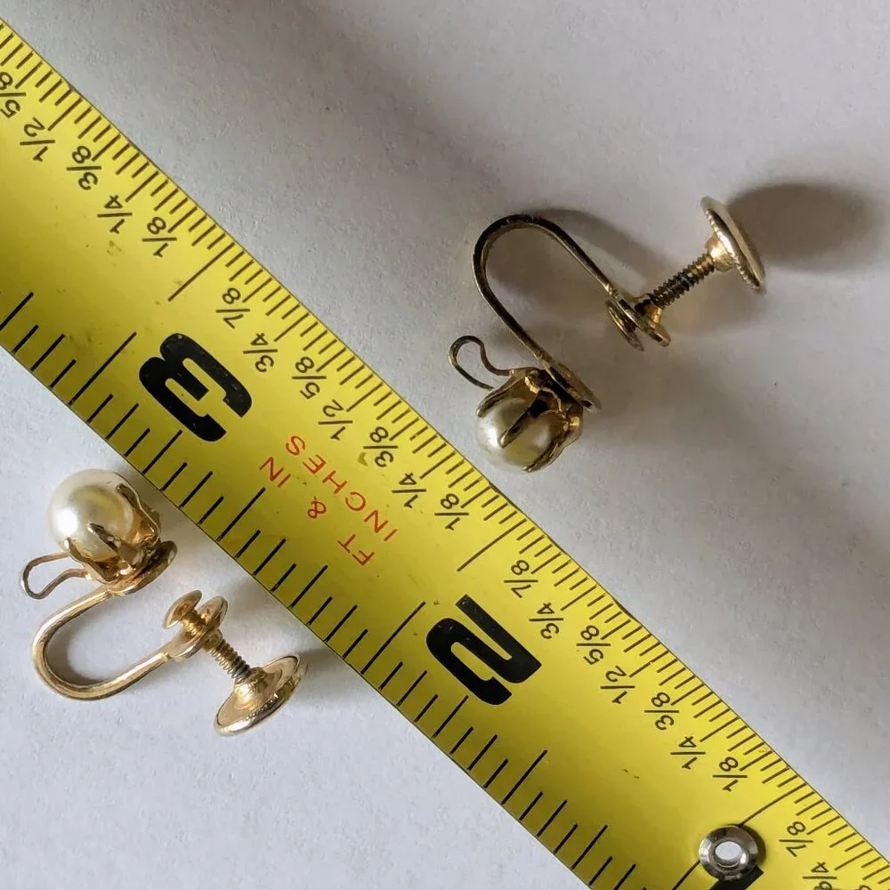 Stunning Vintage Pearl Screw Back Earrings Gold Tone Retro Mid-Century Jewelry